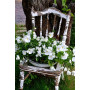 Diamond Painting – Milena-Blumen auf einem Stuhl